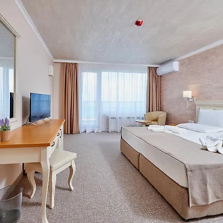 ホテル Neptun ポモリエ